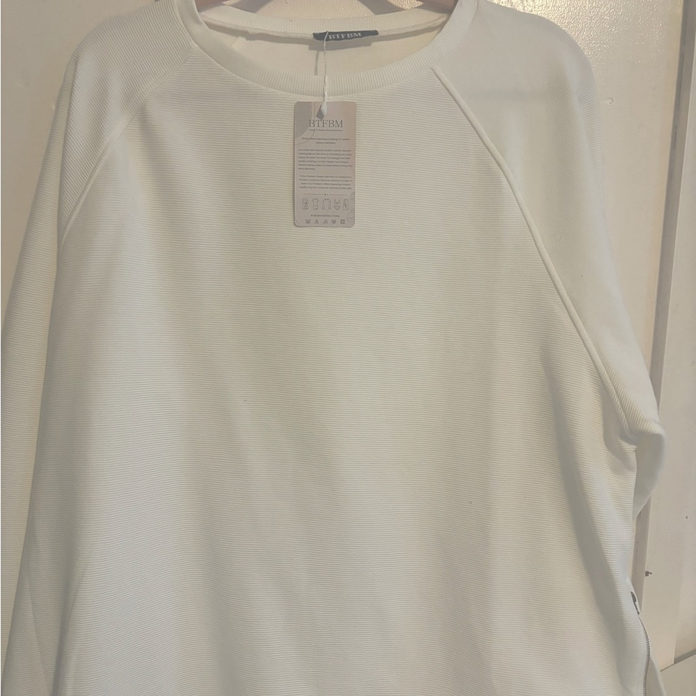 BTFBM crew White Sweatshirt